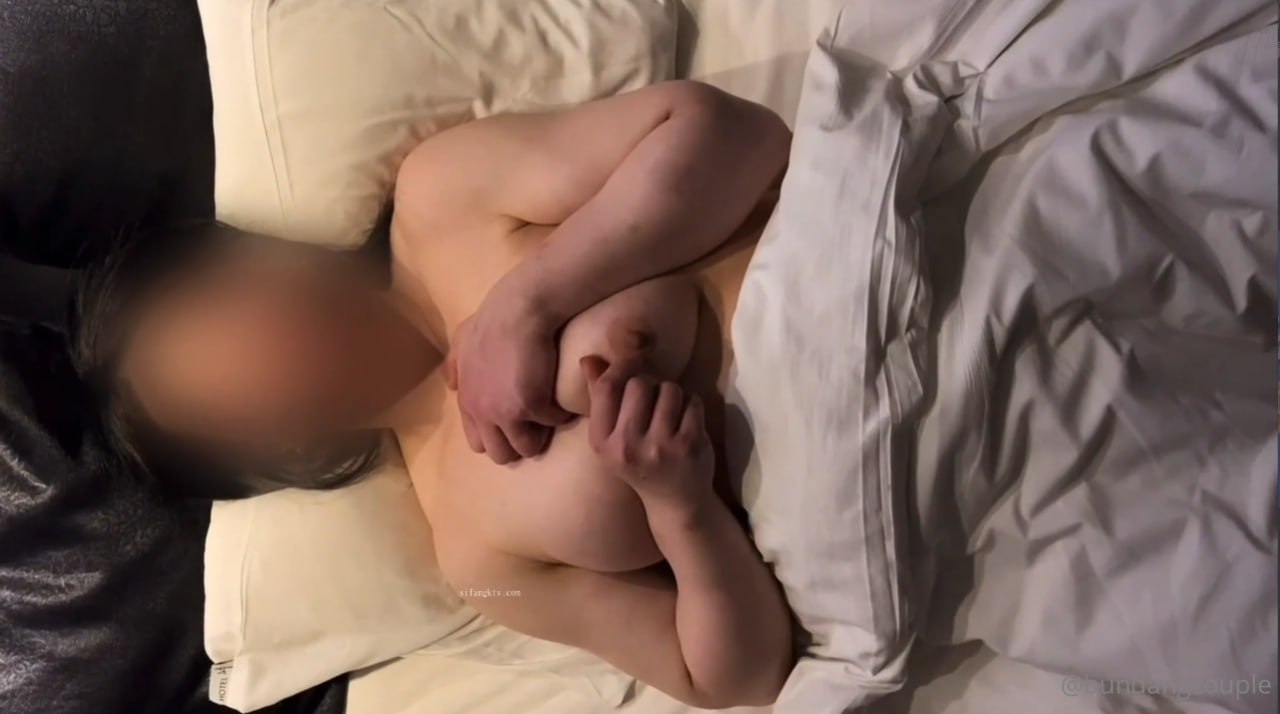 波多野结衣-cd1 婚活でようやく見つけた男にフラれそうになった女は必死の形相で男を食い止め、言う事をなんでも聞いてヤリまくる！！